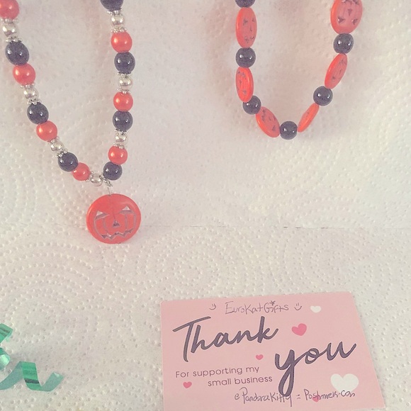 Festive Fall Pumpkin Beaded Bracelet Adjustable Handmade NEW Cute - Picture 7 of 8